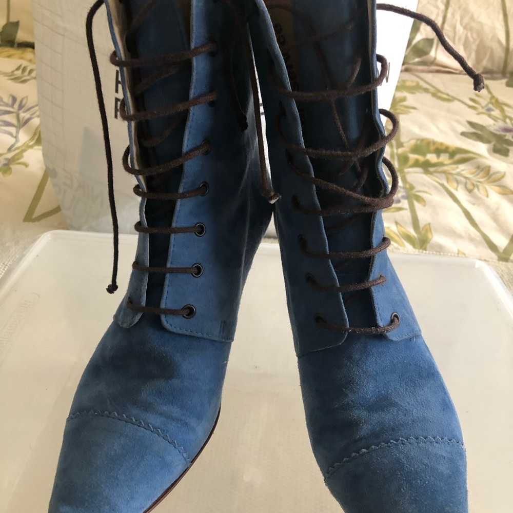Camille Hudson London BlueSuede Ankle Low Heel Boots.
No box.